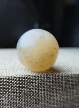 13891  藏传灰皮嫩色老唐球玛瑙珠