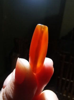 14194  西亚老红玛瑙管珠