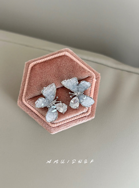 A.MU  夏日浪漫 蓝色渐变水晶通透清爽蝴蝶别致银针耳钉耳饰 耳夹