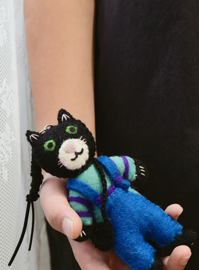 进口小众情侣猫咪挂件蓝色包挂男女挂饰黑猫车挂羊毛毡手工制作