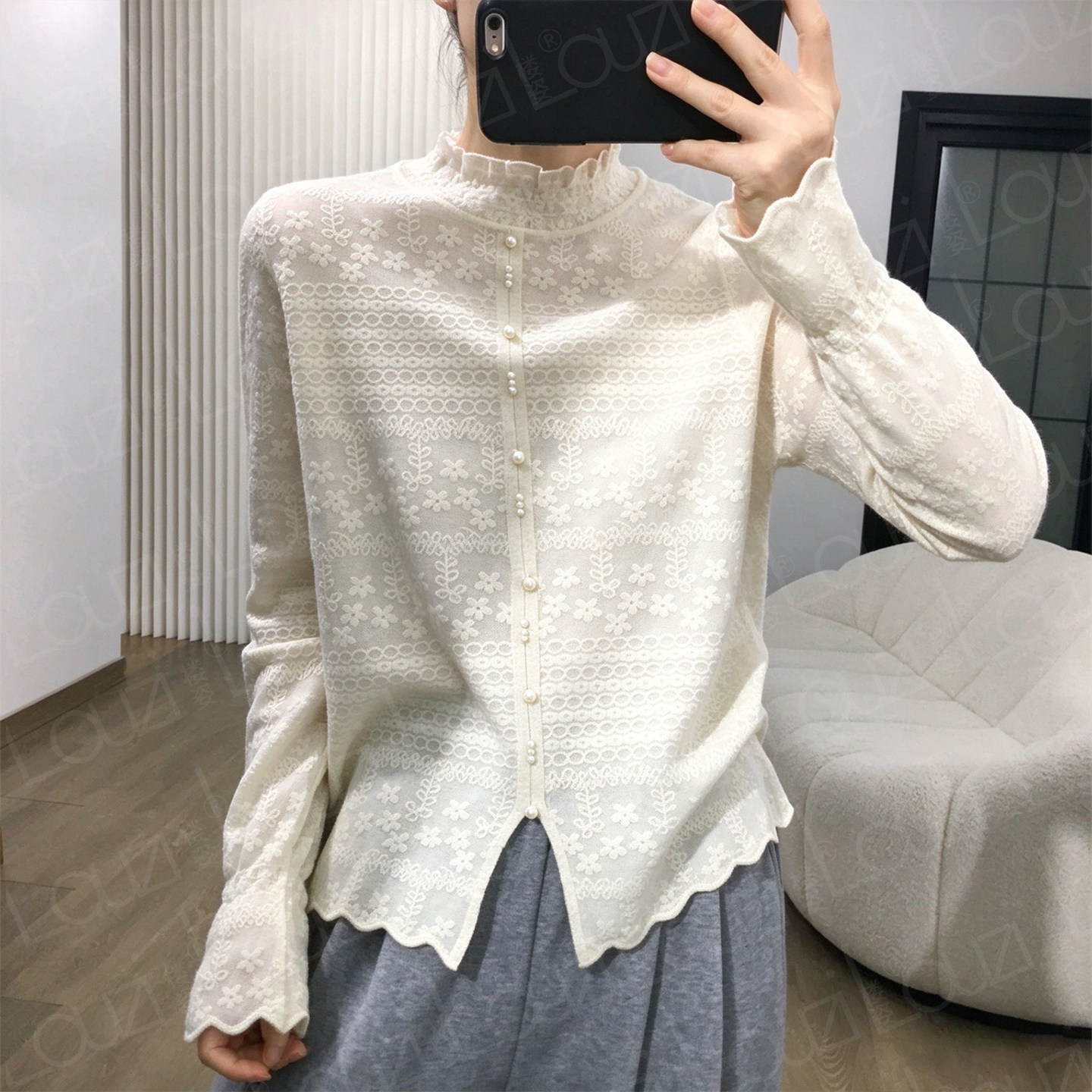 羊毛蕾丝花边半高领打底衫叠穿针织衫女长袖内搭纽扣上衣