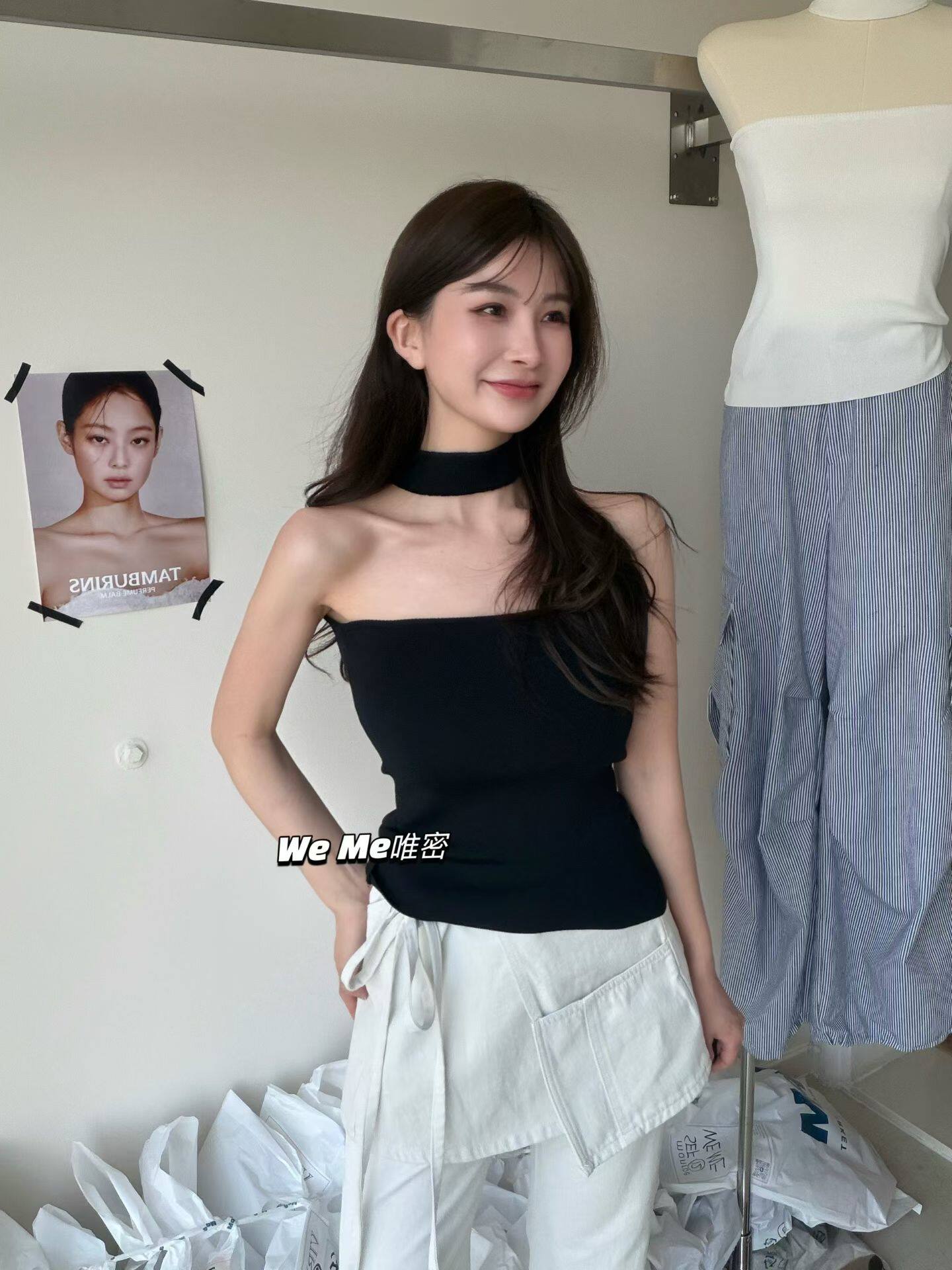 weme夏季2026新款黑色挂脖抹胸上衣外穿法式修身冰丝针织气质女