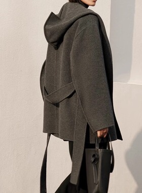 TACO STUDIOS时髦弯刀袖系带连帽流线感保暖牦牛绒双面羊毛呢外套