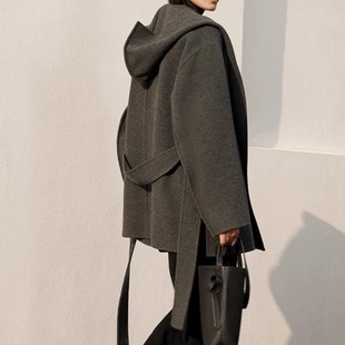TACO STUDIOS时髦弯刀袖系带连帽流线感保暖牦牛绒双面羊毛呢外套