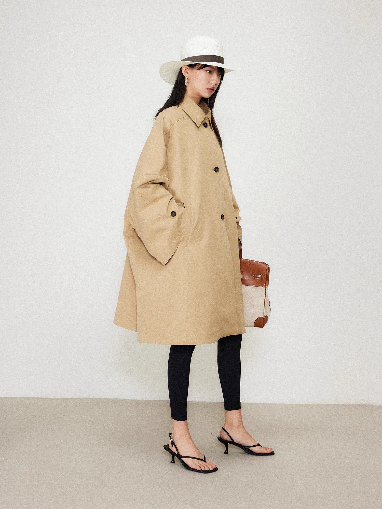 廓形宽袖设计单排扣斗篷风衣外套