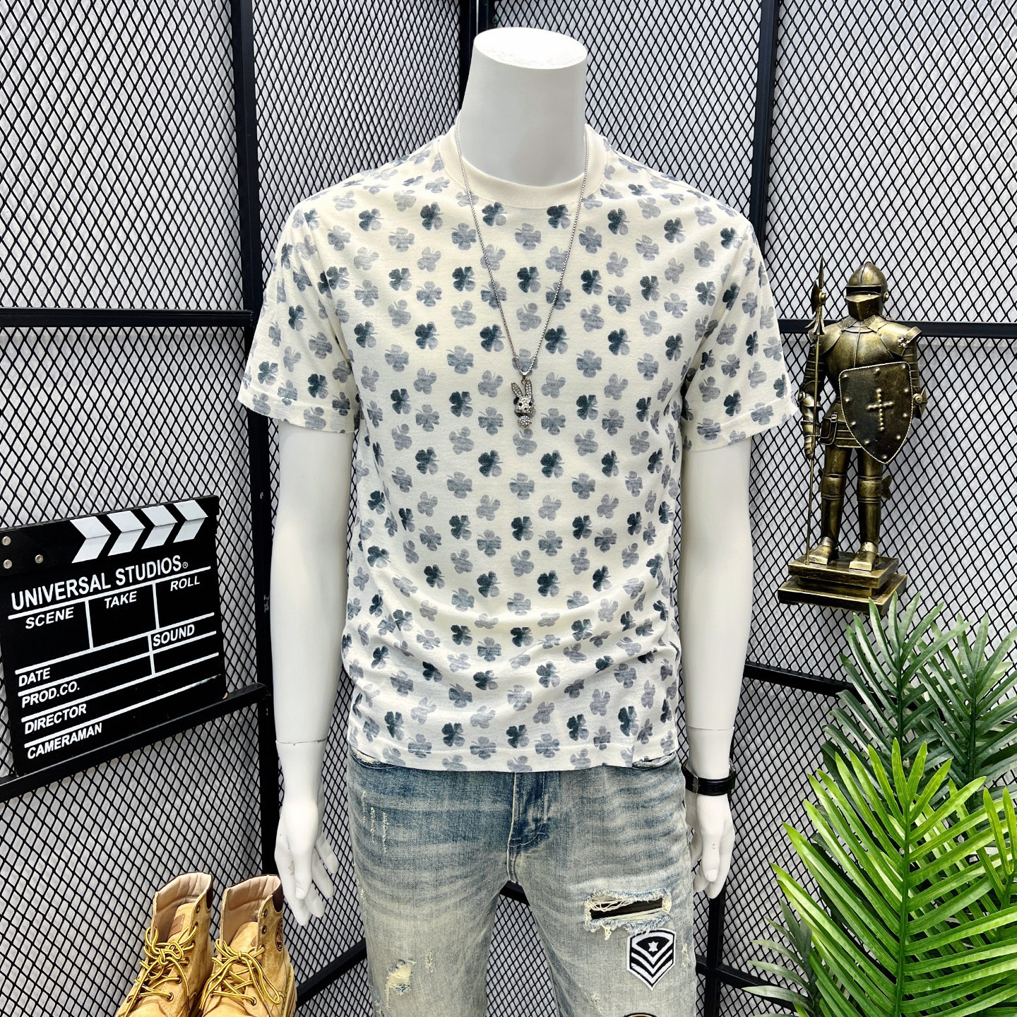 轻奢高级感新款韩系满印四叶草短袖T恤男女宽松潮流休闲圆领上衣