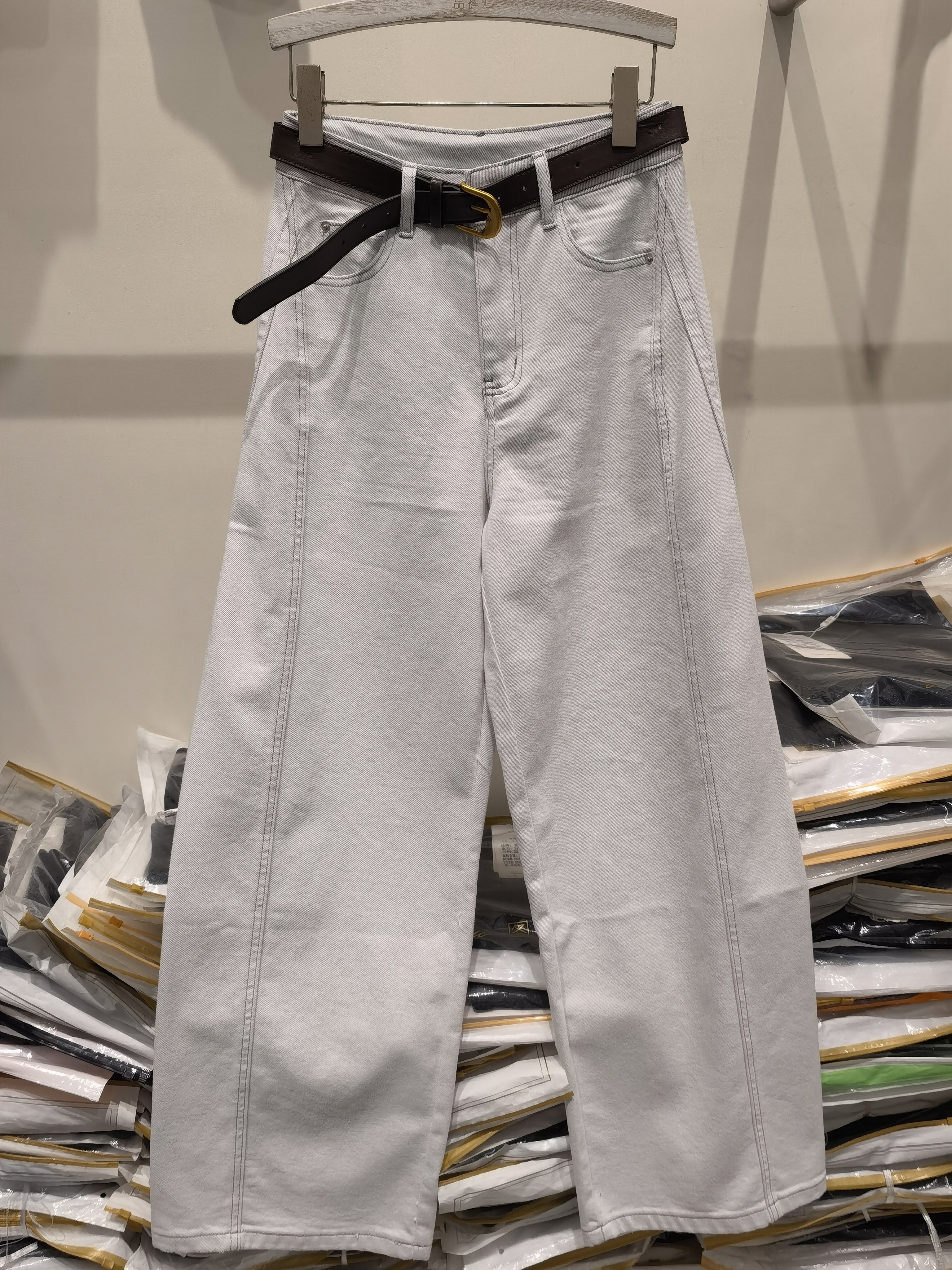 般田KB88636-1春款新款2026年高腰显瘦牛仔宽松阔腿裤女休闲裤