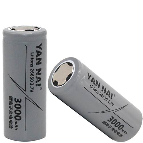 厂家26650锂电池3.7V充电电池2500-3000MAH强光手电筒可充电