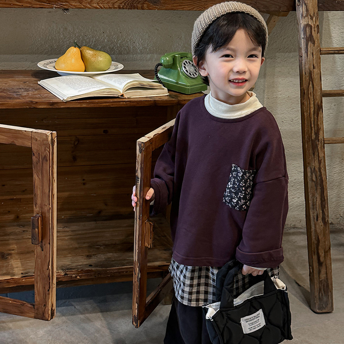 暮晨家新款秋装2025男童碎花贴布卫衣中小童森系圆领补丁上衣外套,童装/婴儿装/亲子装,卫衣/绒衫,淘宝优惠券,粉丝福利购,淘宝优惠卷