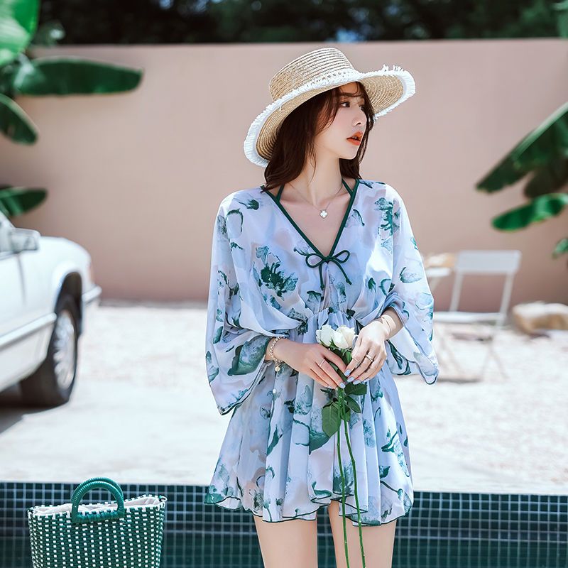 25新情侣泳衣温泉泳衣性感比基尼海边沙滩ins风度假泳装蜜月泳衣