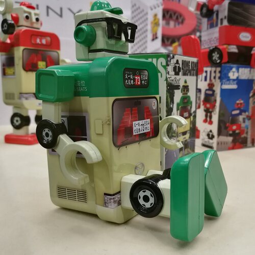 铁宝奇盒TinBot微影机器人拼装