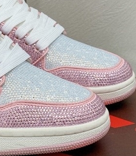 满天星钻石AJ高帮复古篮球鞋休闲运动鞋高帮透气限量板鞋系带女鞋