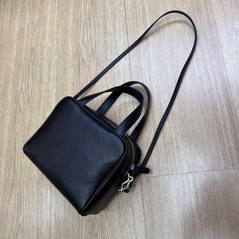 R'OW豆腐包 柔软小羊皮小方包 通勤休闲极简百搭单肩斜挎手提包女