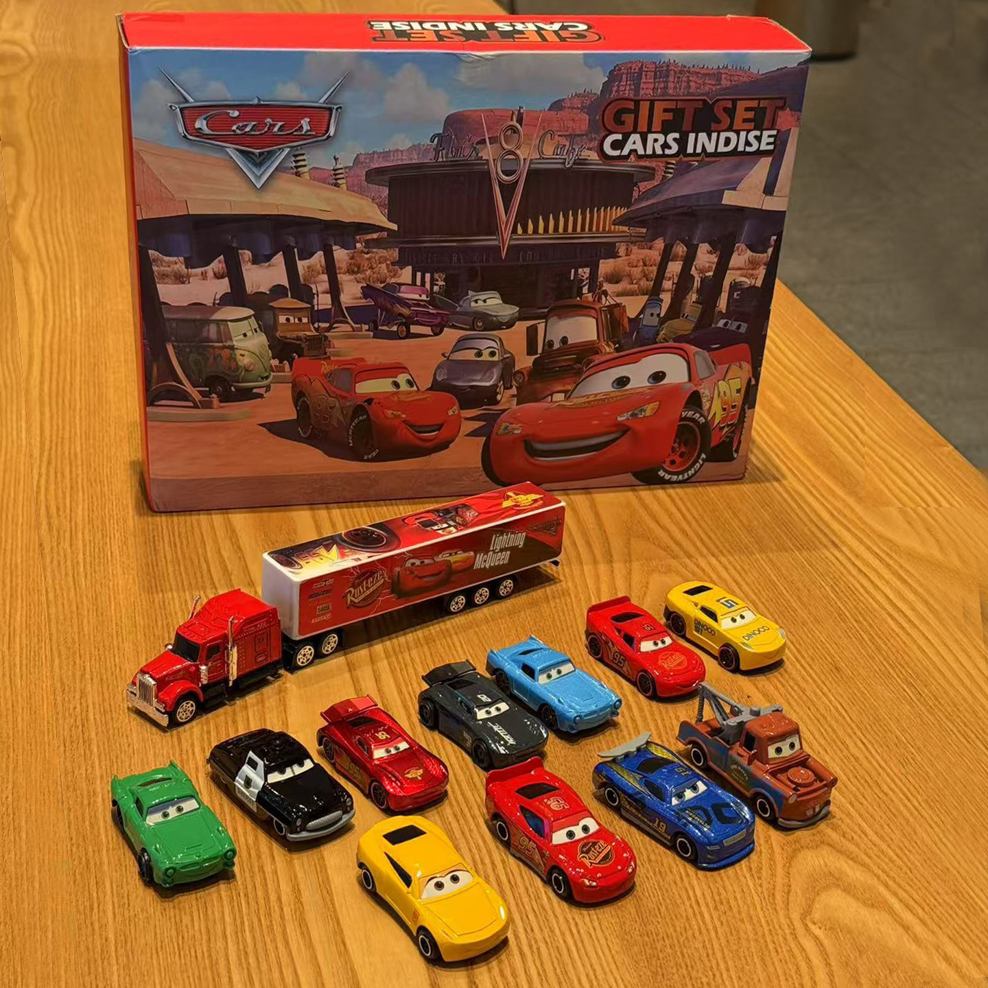 多款卡通合金玩具车套装汽车总动员麦大叔货柜车麦昆赛车儿童礼物