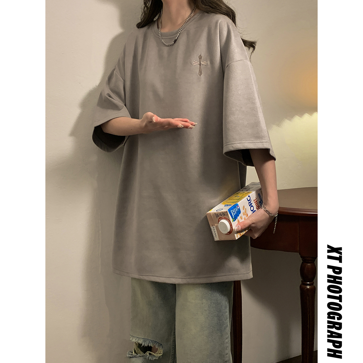 2023女模新款T恤麂皮绒刺绣大板灰色TX083-P35控58，男装T恤，电商B237