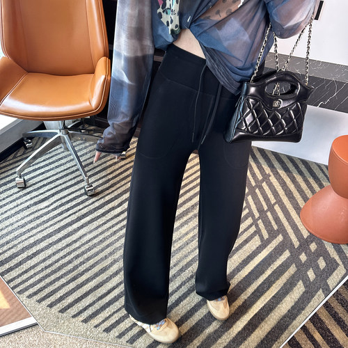 lu系云砂爆瘦裤！莫代尔空气裤女