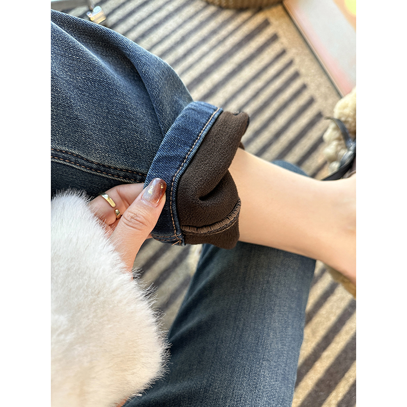 “显瘦纸片人”四面弹窄版烟管裤