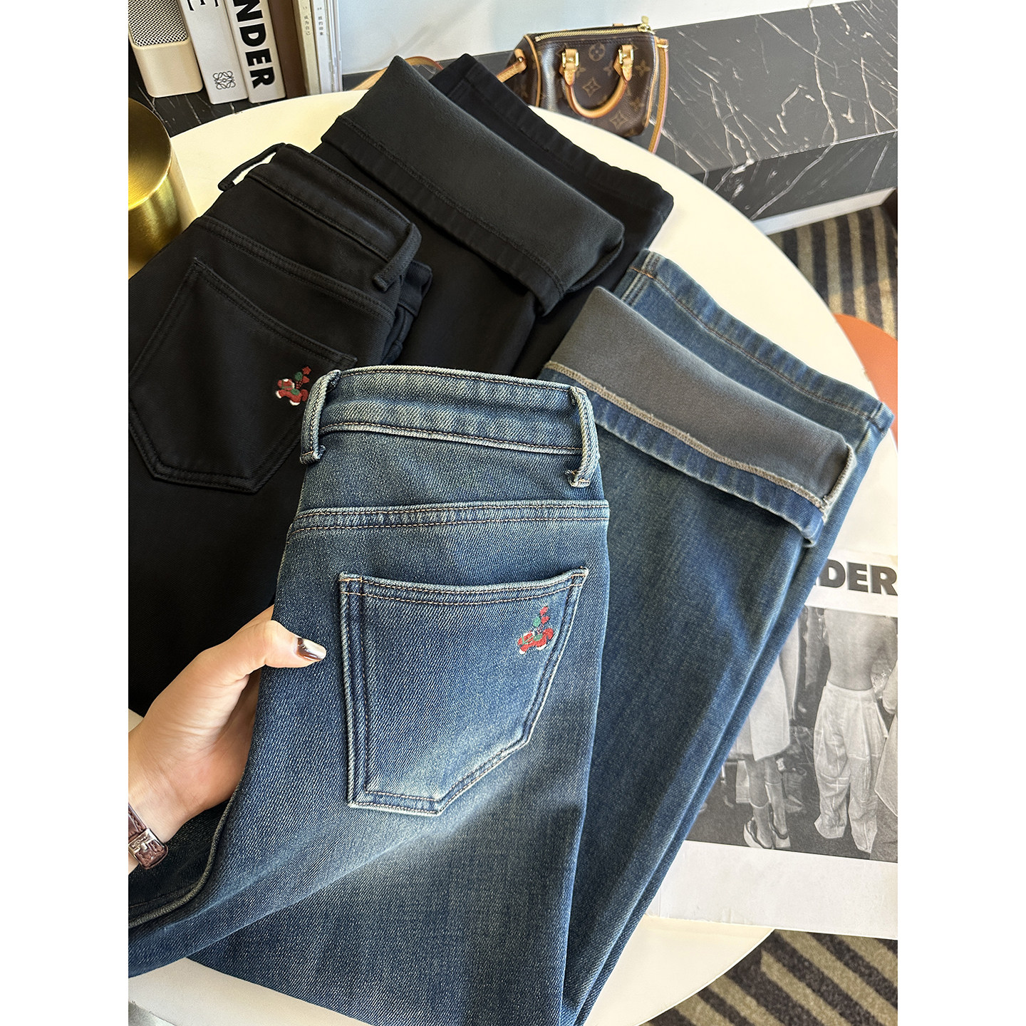 保暖神裤！口袋刺绣加厚绒阔腿牛仔裤女冬季新款弹力宽松直筒长裤,女装/女士精品,牛仔裤,淘宝优惠券,粉丝福利购,淘宝优惠卷