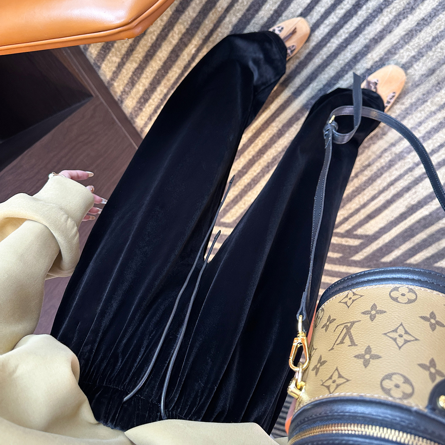 垂感很jue！复古金丝绒黑色阔腿休闲裤女春新款高腰宽松遛弯长裤,女装/女士精品,休闲裤,淘宝优惠券,粉丝福利购,淘宝优惠卷