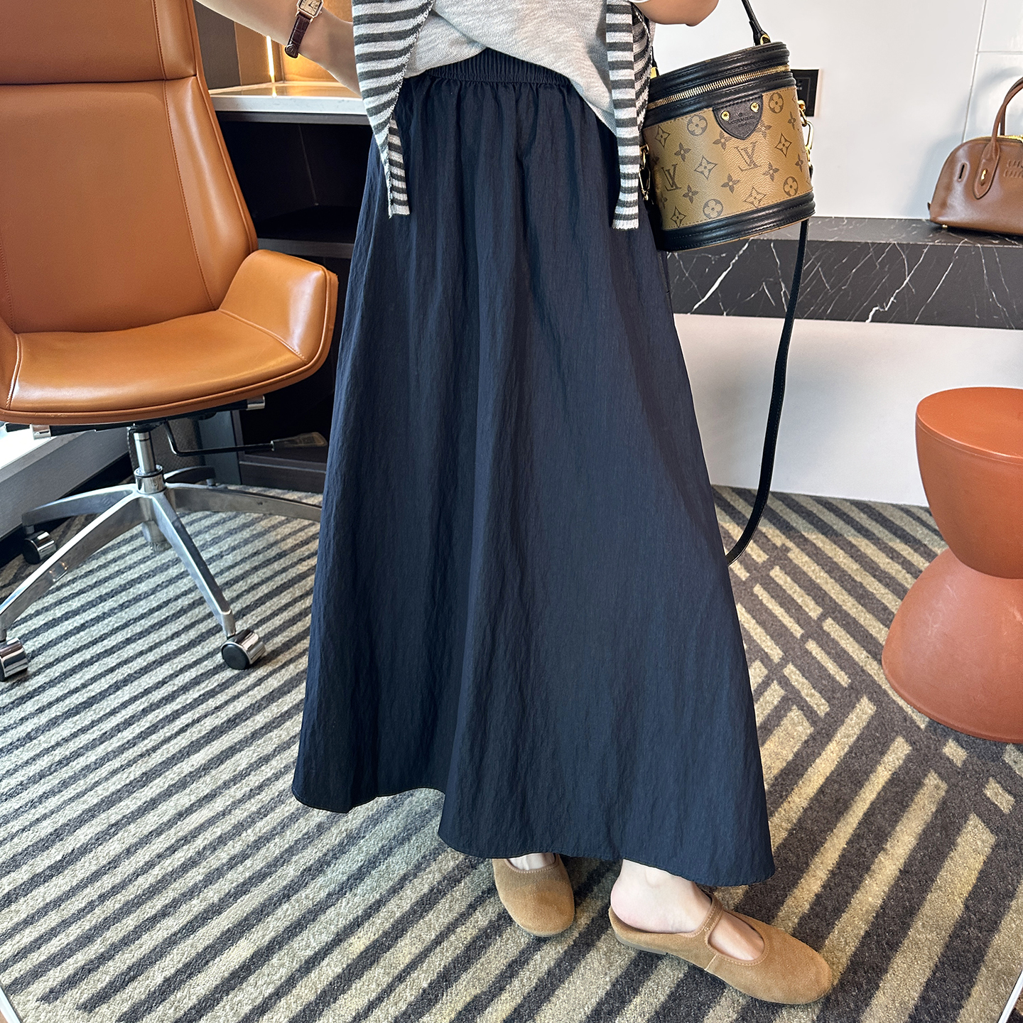 裙型一绝~！显瘦高腰A字大摆裙女