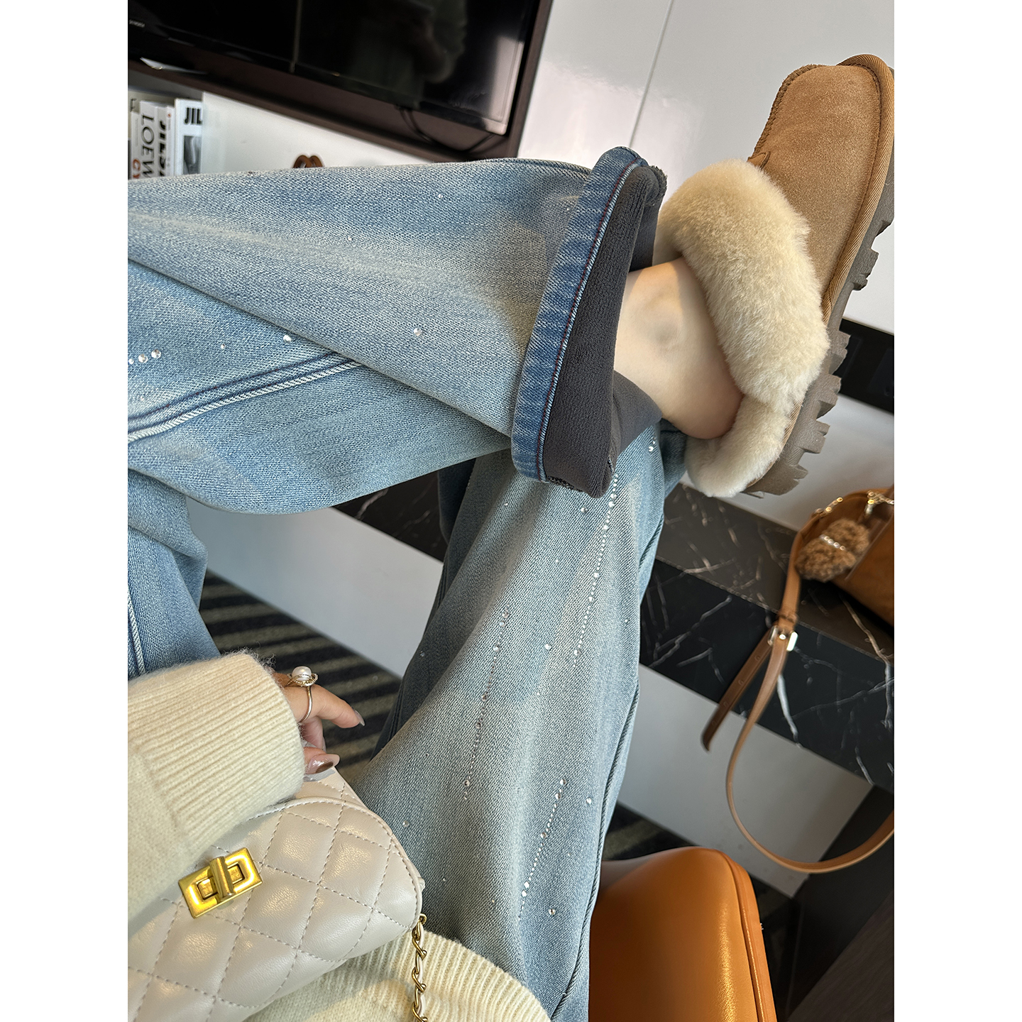 细闪烫钻！~加绒窄版直筒牛仔裤