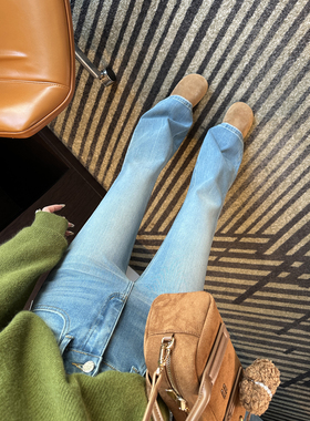 穿出筷子腿！浅蓝色微喇叭牛仔裤女2025新款秋显瘦高腰弹力长裤子