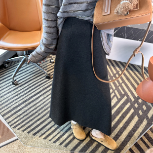 智能云垂绒 A字羊毛纯色半身裙女秋冬新气质百搭显瘦中长休闲裙