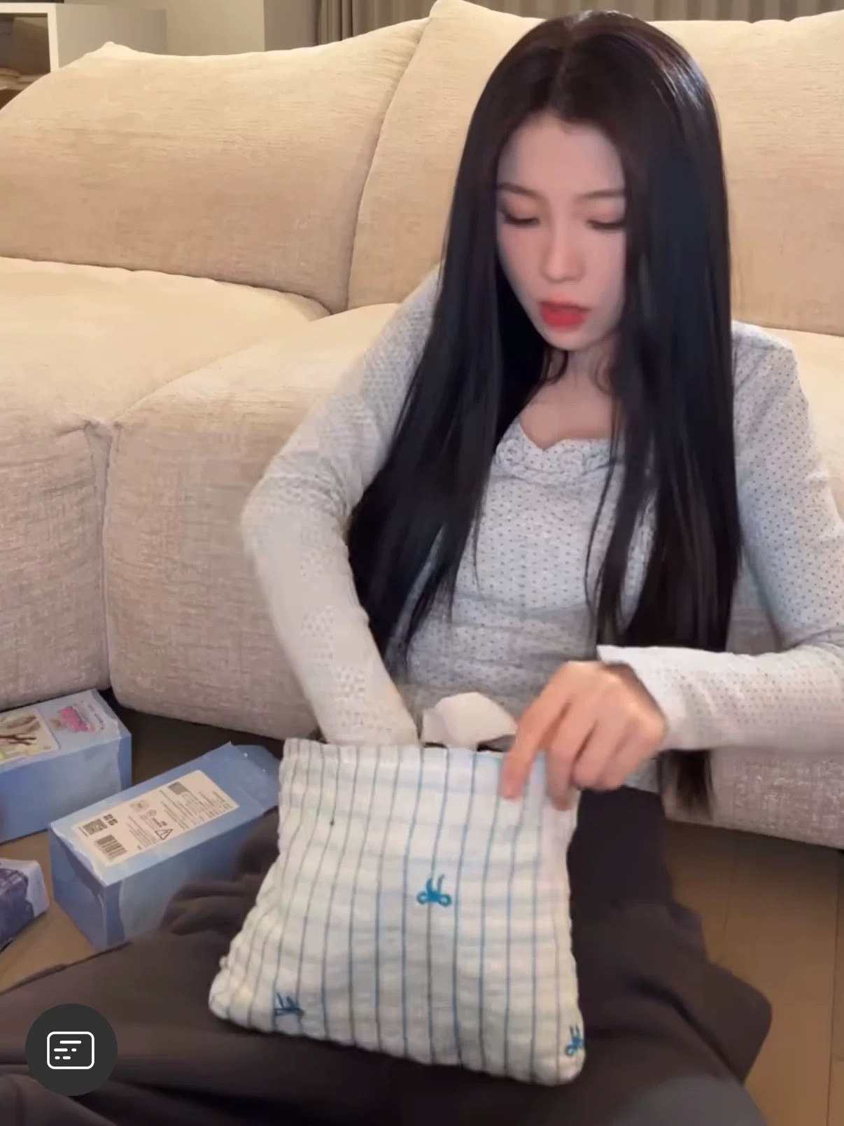虞书欣同款包包播间同款收纳袋补妆包洗漱包化妆包笔袋红薯种草