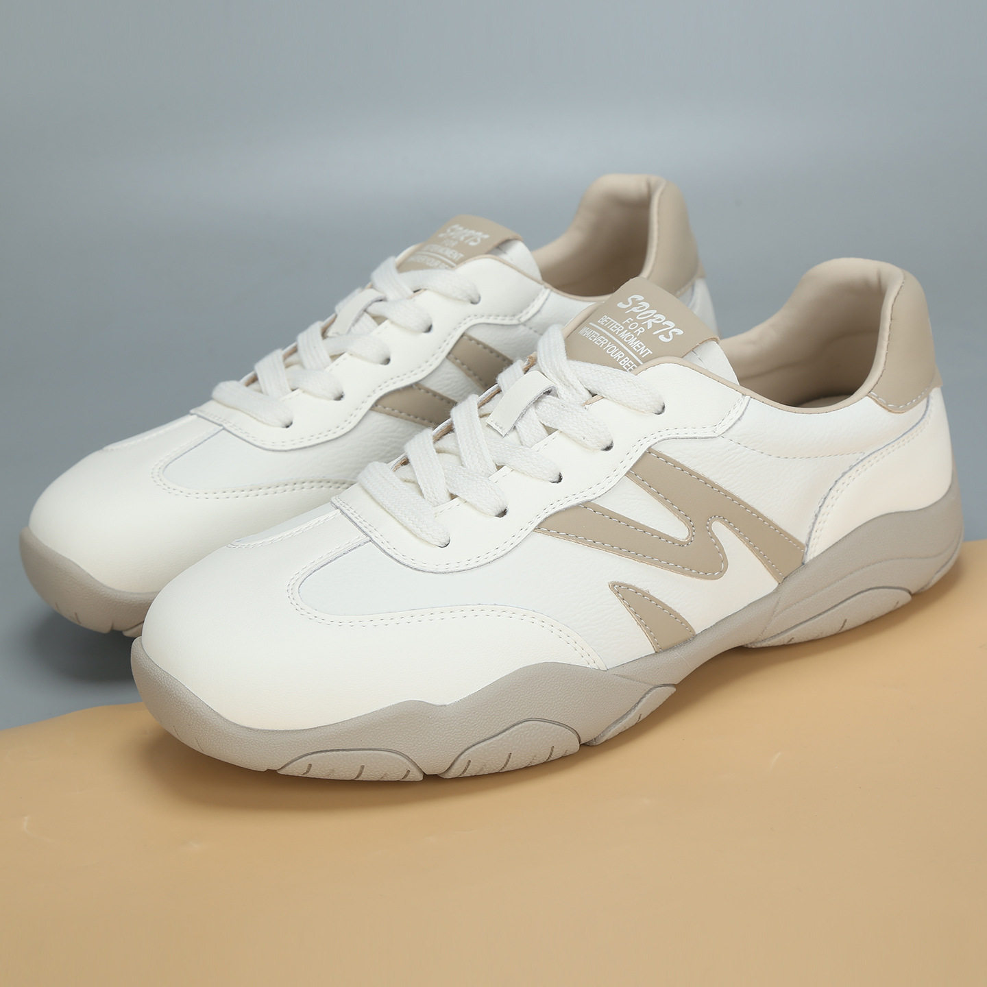 2026春季新款大码女鞋41到43时尚运动休闲德训鞋舒百搭适大号单鞋,女鞋,时尚休闲鞋,淘宝优惠券,粉丝福利购,淘宝优惠卷