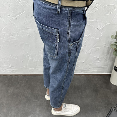 拼接个性浅蓝水洗修身小脚牛仔裤