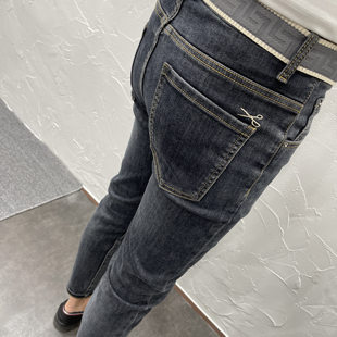 刺绣水洗黑蓝小脚修身 男潮秋冬流行青春微弹休闲中腰微跨 牛仔长裤