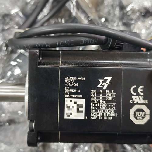 可维修安川7系伺服电机 SGM7J-04AFC6S议价