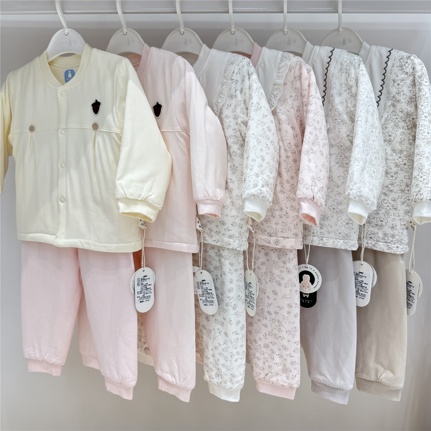 玥儿兔宝宝秋冬季薄棉套装