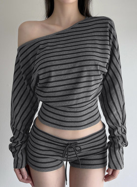 ROCKMORE【美式休闲】灰色条纹斜肩长袖T恤女+系带松紧腰短裤套装