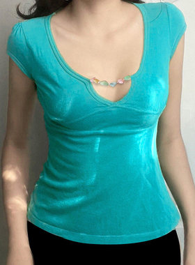 ROCKMORE【甜欲多巴胺】绿色V领串珠镂空性感短袖T恤辣妹修身上衣