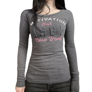 百搭长袖 字母贴布绣灰色休闲T恤女修身 上衣 复古美式 ROCKMORE