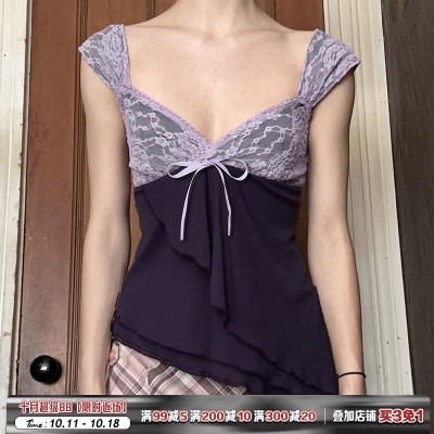浅紫色蕾丝拼接显胸吊带