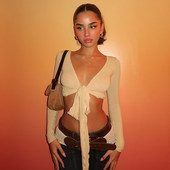 欧美度假风 深V领系带胸型长袖 罩衫 ROCKMORE 性感修身 露脐上衣