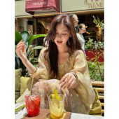 高级感休闲复古宽松长款 V领蝙蝠袖 连衣裙法式 KUBERAS 中袖 A字长裙