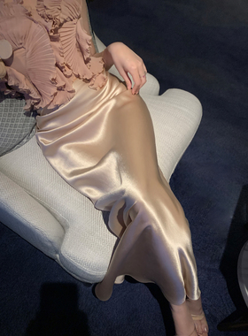 Middletone | 钻光裙 两色45度斜裁醋酸缎面半身裙显瘦遮肉长裙夏