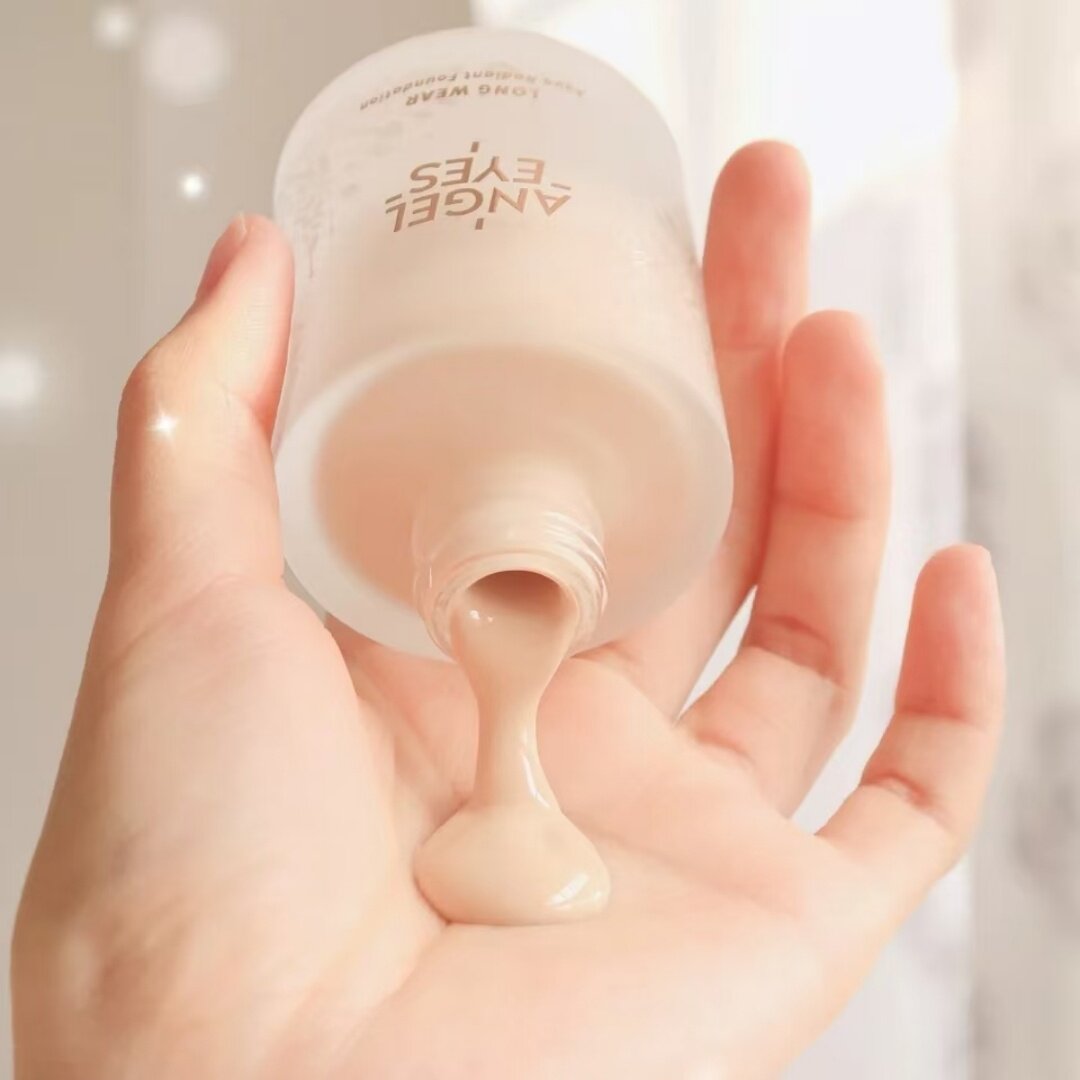 持久不脱妆水润哑光雾面底妆工具