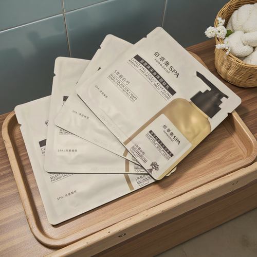 一抹化水清爽提亮保湿润肤身体乳