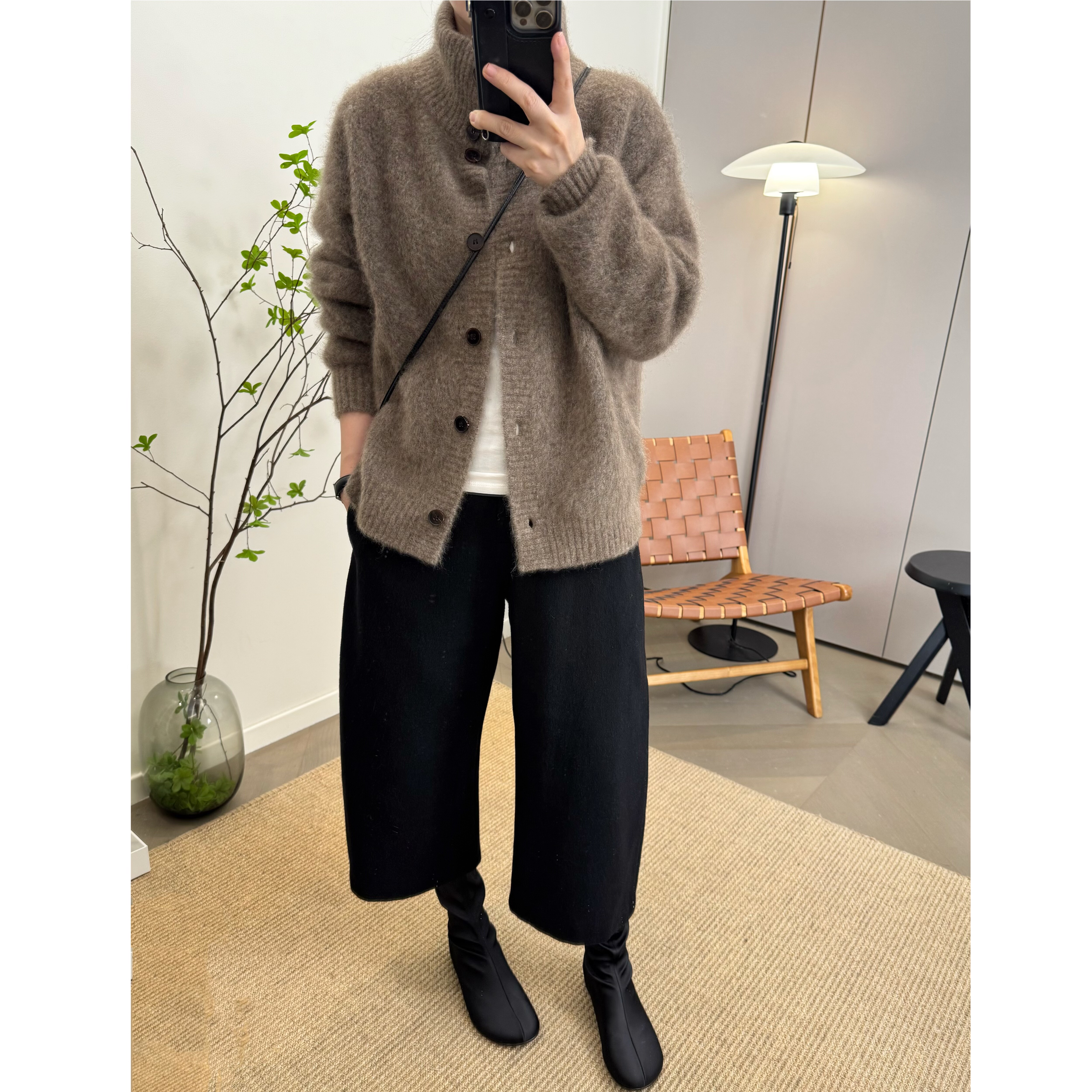 MKDesign 冬季新品 黑色百搭加厚羊毛时髦镰刀型弧度靴裤7分裤