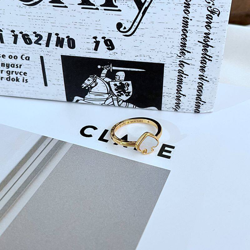 时尚轻奢通勤小众简约温柔风天然贝壳镶嵌黑桃造型金属戒指