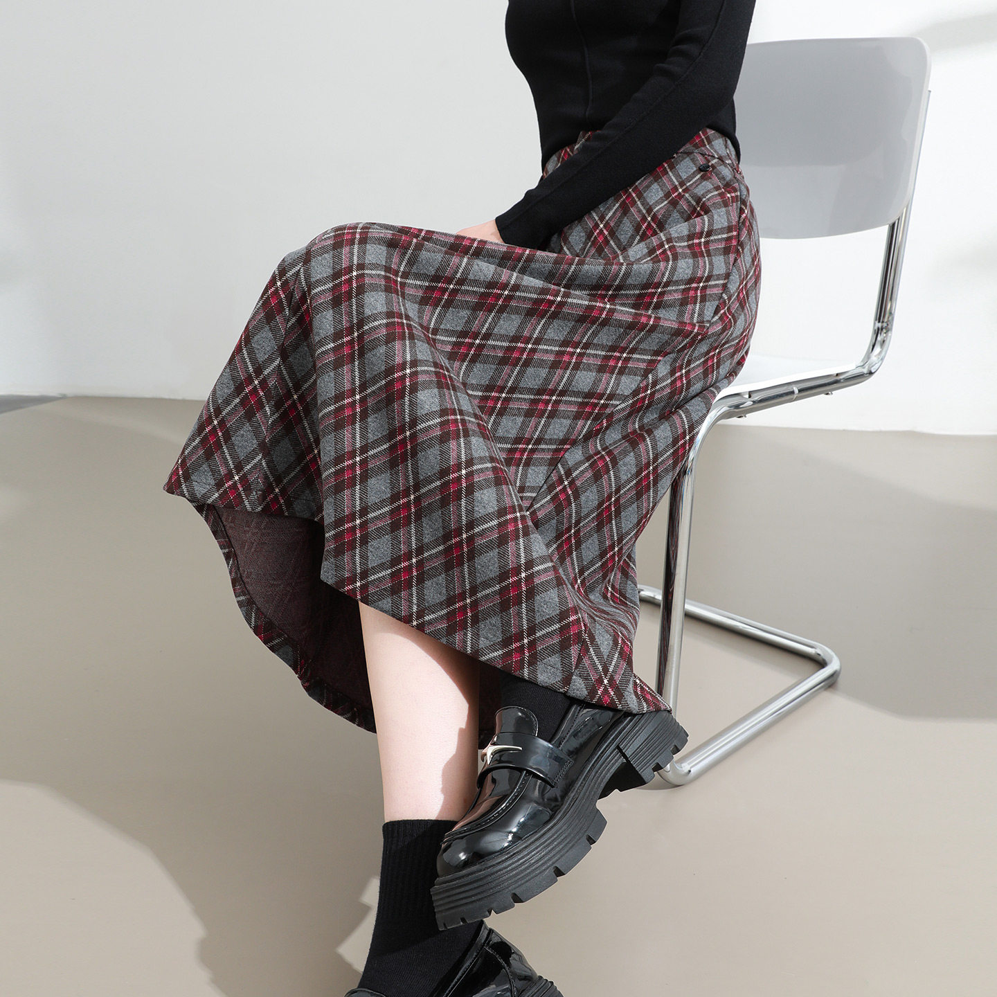 毛呢格子半身裙女秋冬高腰中长款a字显瘦百搭高级感复古休闲裙子,女装/女士精品,半身裙,淘宝优惠券,粉丝福利购,淘宝优惠卷