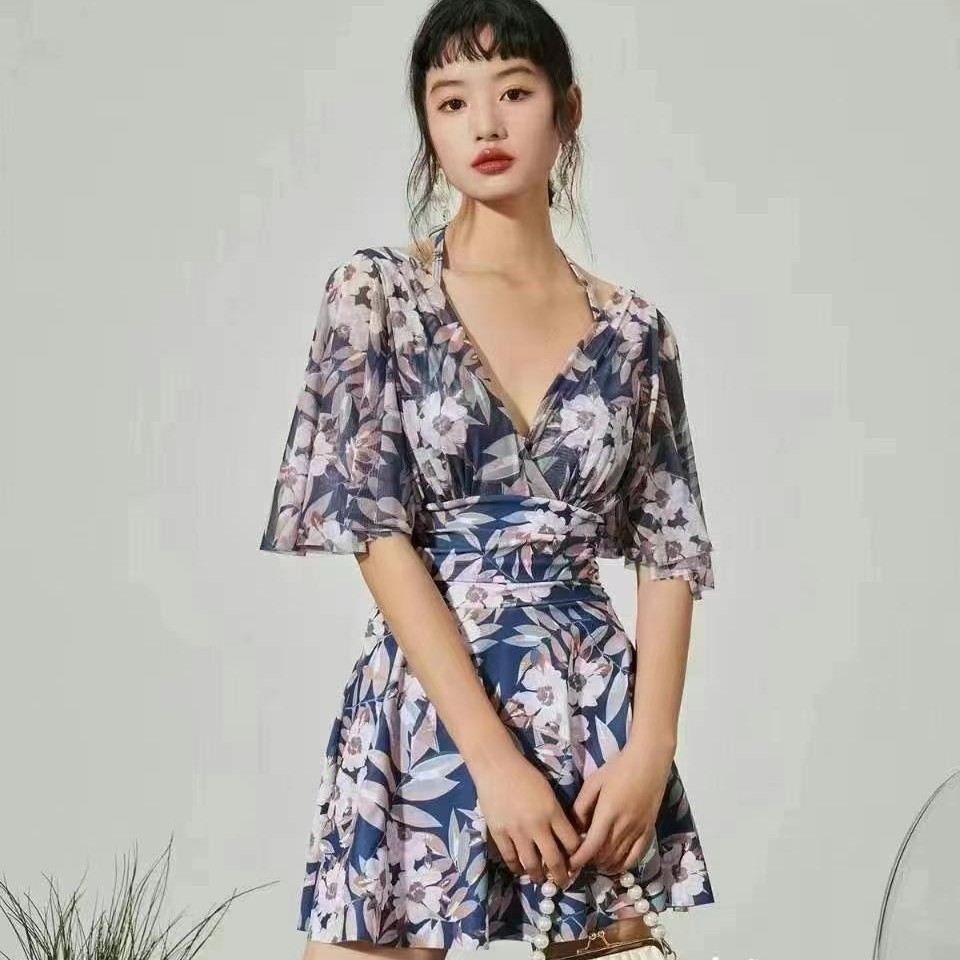 清仓处理夏艳成人泳衣女连体裙式