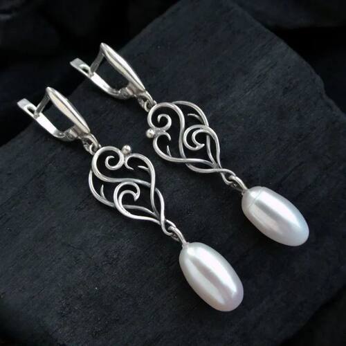 Exquisite Fashion Flower Imitation Pearl Earrings Silver Col
