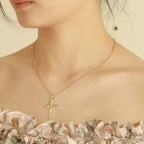Fashion Vintage Christian  Cross Stainless Steel Hollow Desi
