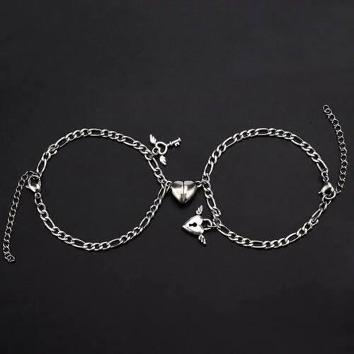 GUFTM 1Pair Romantic Couple Bracelet for Women Men Heart Mag