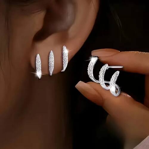 Exquisite Silver Color Claws Stud Earrings with Crystal AAA